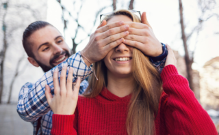 7 Phrases Narcissists Use to Control You