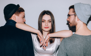 10 Boundaries Every Woman Should Set in Dating