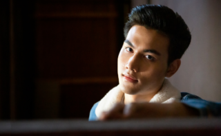 You’re dating a narcissist if he does this